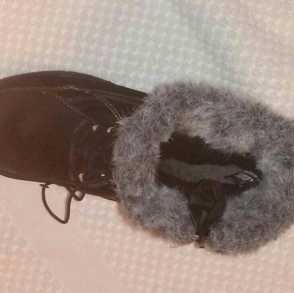 American Eagle Boots !!